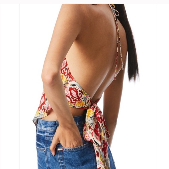 Alice + Olivia Patterned Handkerchief Halter Top | Large - Picture 4 of 7